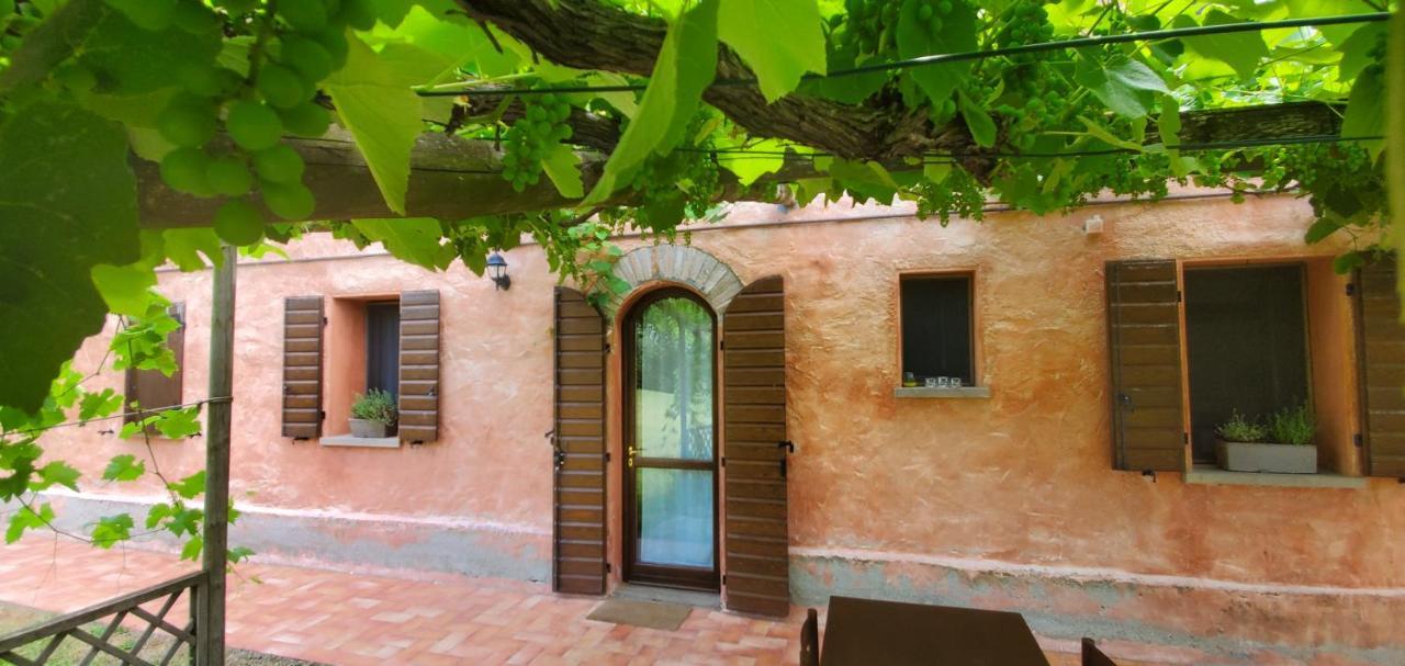 Agriturismo La Lenticchia Fratta Terme Exterior foto